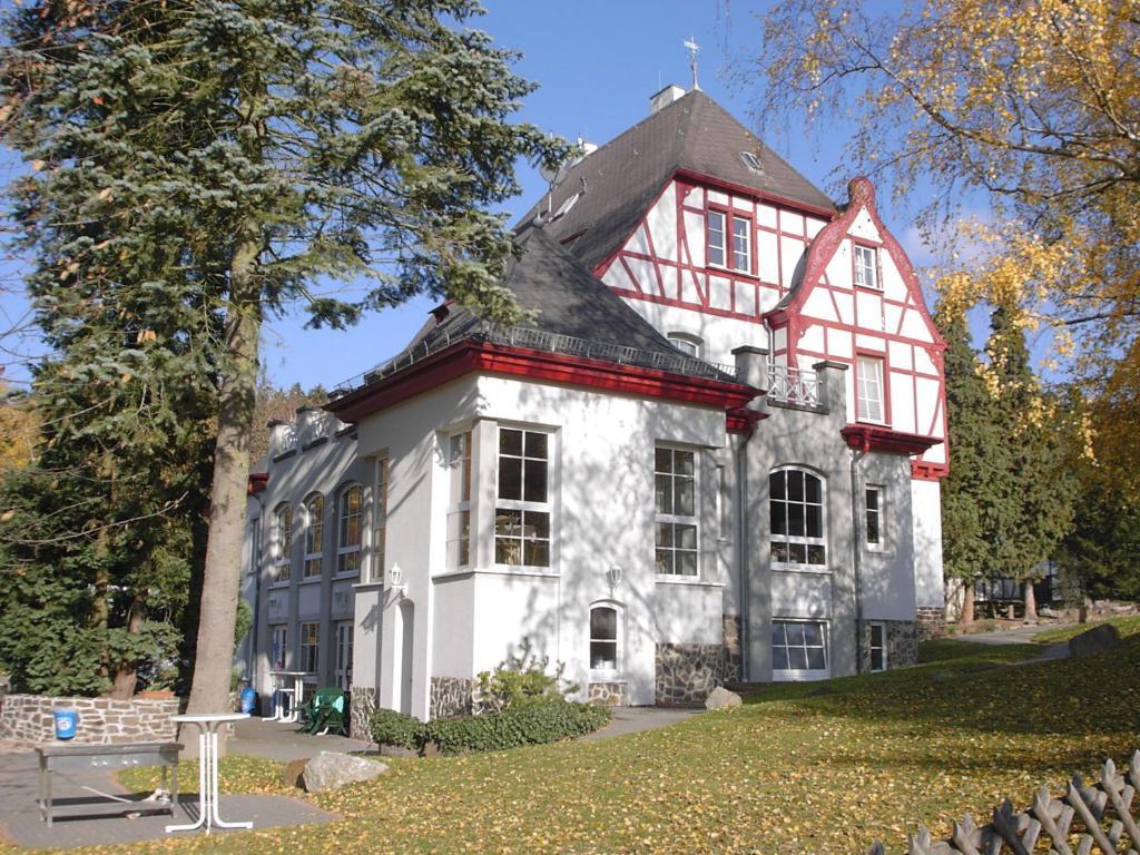 Hotel Waldhotel Forsthaus Remstecken 3*