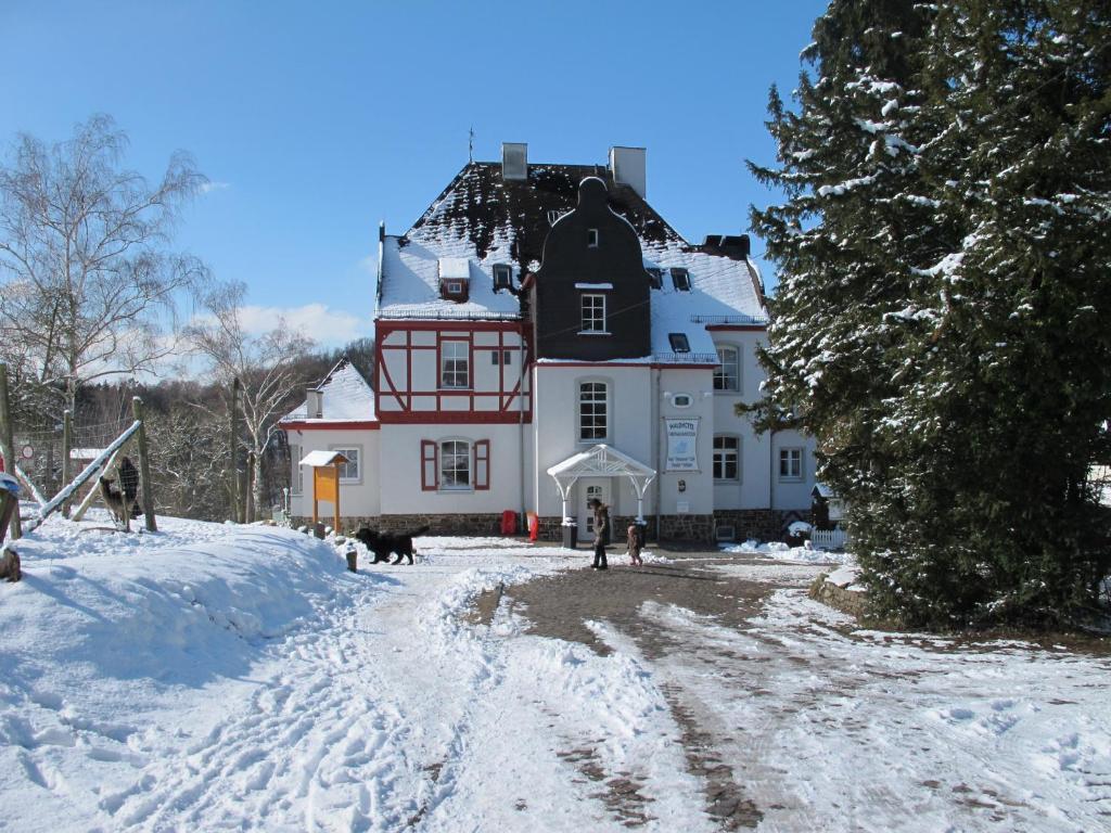 Hotel Waldhotel Forsthaus Remstecken 3*